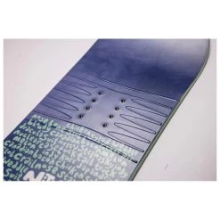 Planche Snowboard Nitro Ripper Kids -MontBlanc Wear Magasin cc0b1a7297f24ec1d01b07c78b4e1ad5b380fe2a H23NITRBOA252937 903